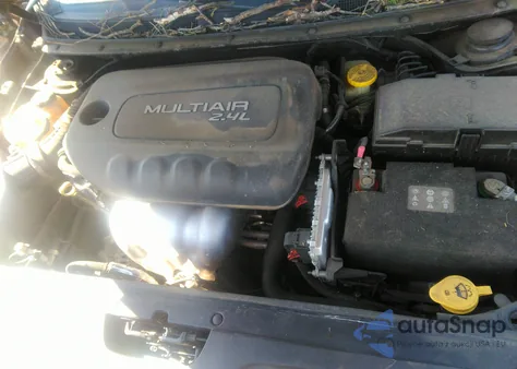 2016 Chrysler 200 Limited из США, поврежденный, VIN 1C3CCCAB5GN160138